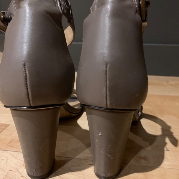 Ann Taylor Heels - Picture 4 of 4